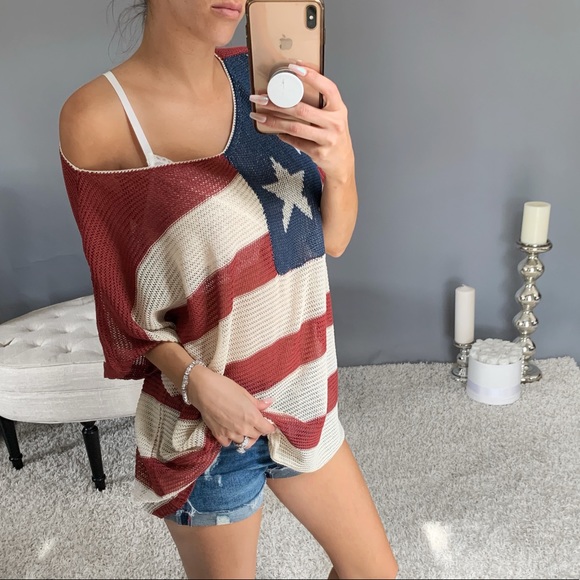 🆕LAST▫️AMERICAN GIRL Top - Picture 2 of 5